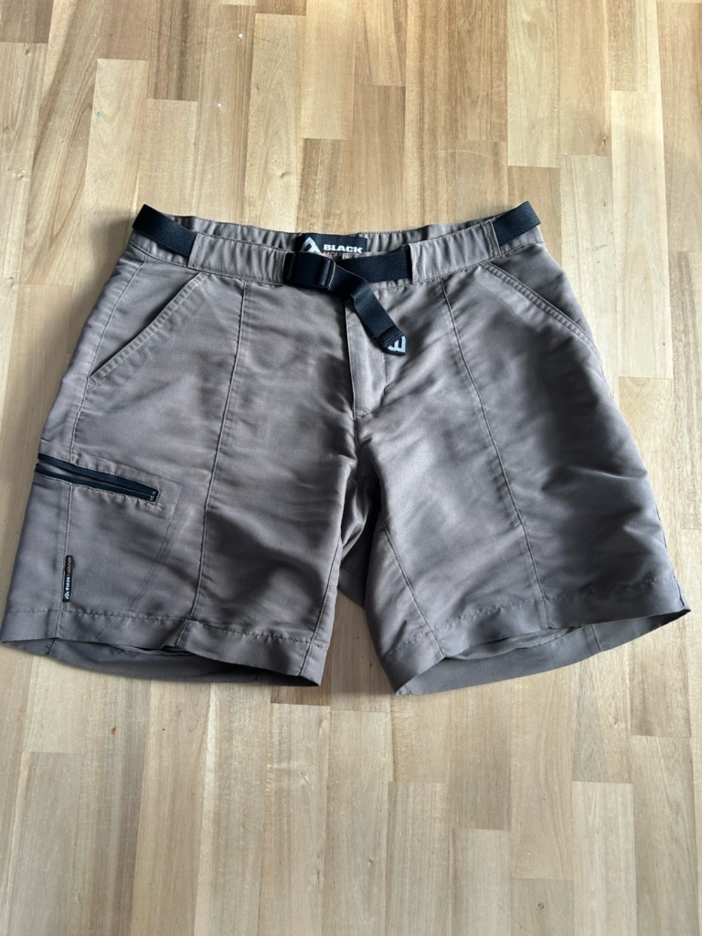 Short plein air Black Mountain (grandeur 10)